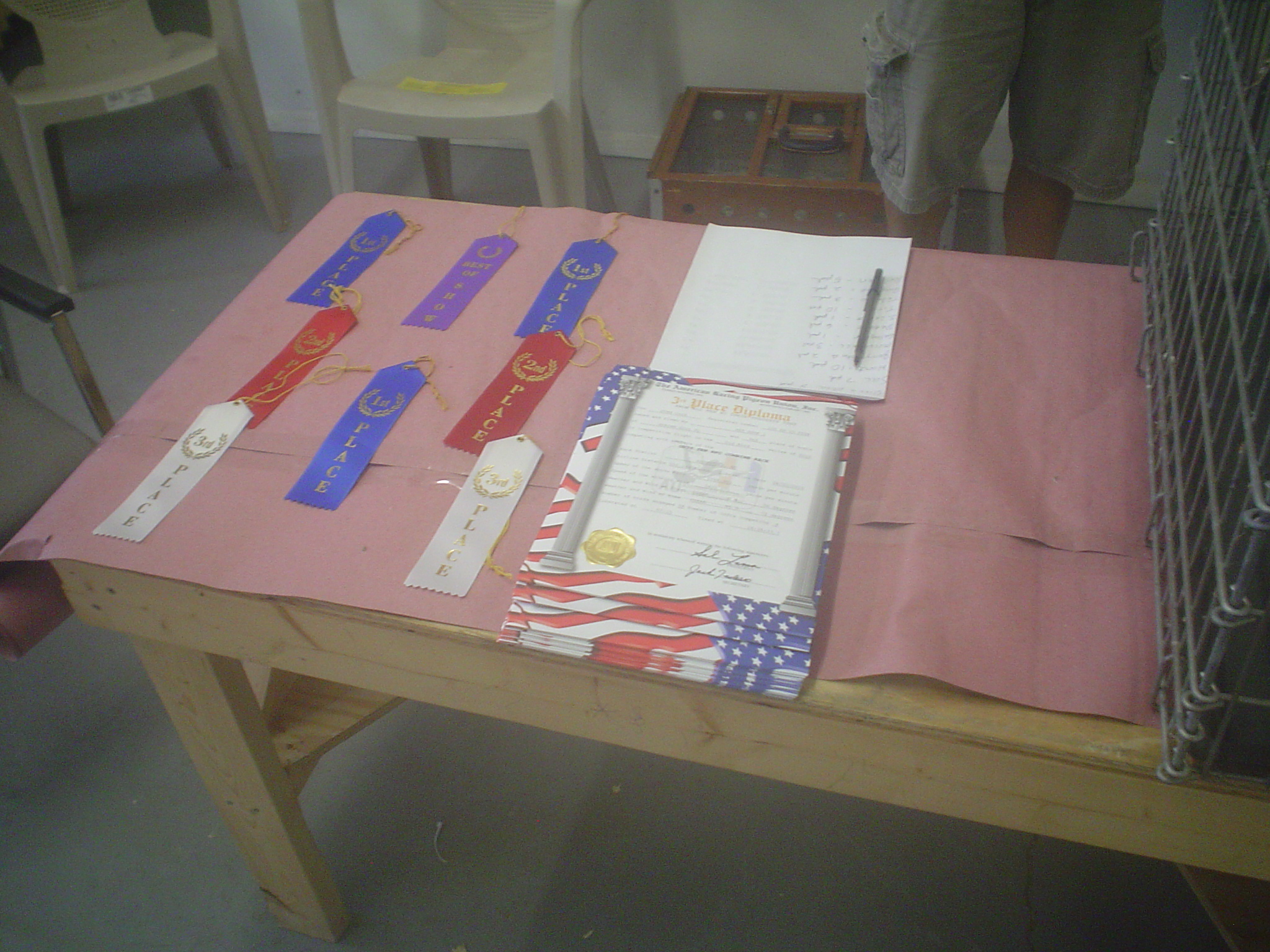 Ribbon Table
